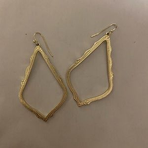 LIKE NEW Kendra Scott Sophee Drop Earrings